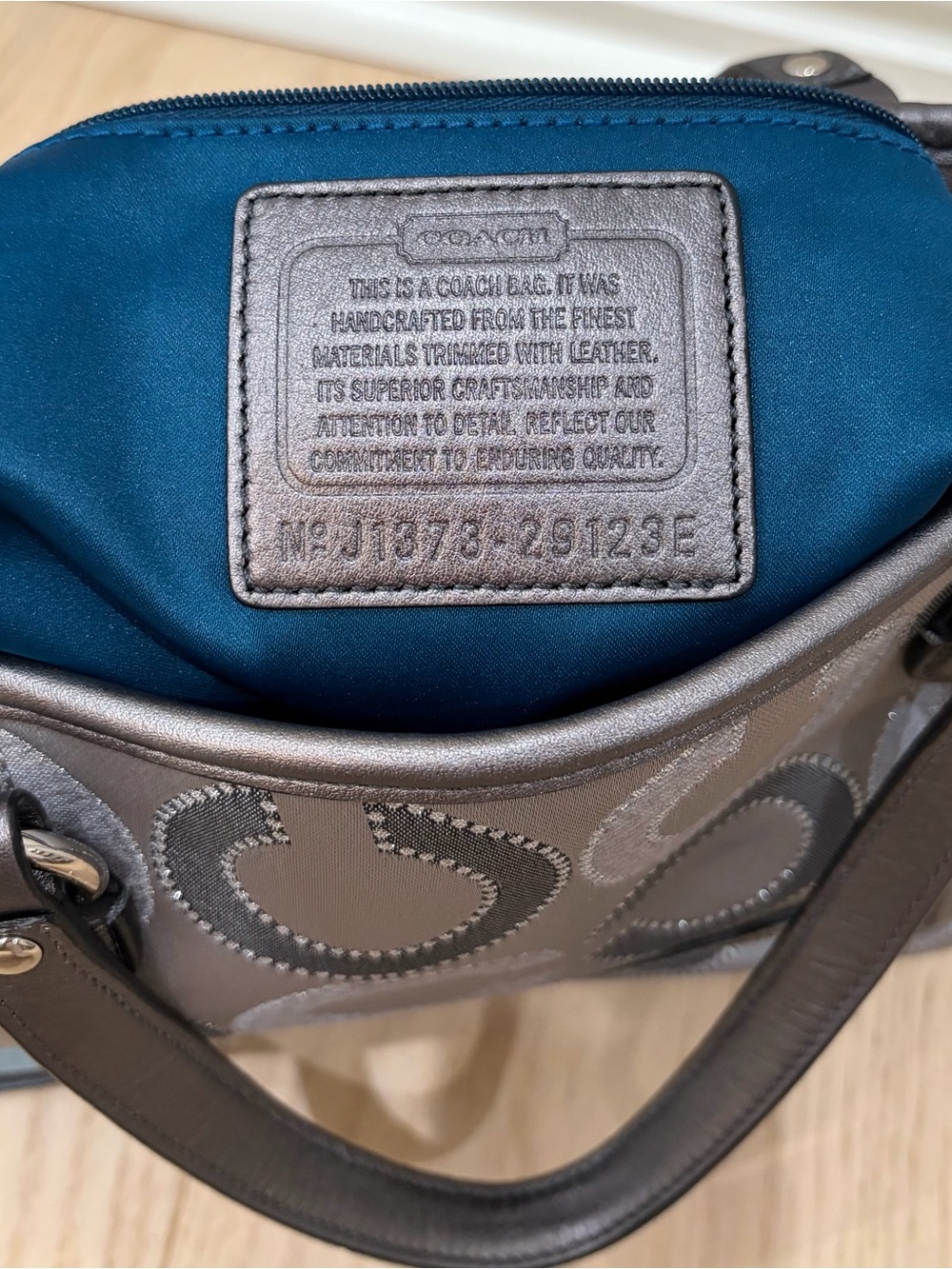 COACH Grey silver signature Op Art Jacquard leather shoulder tote bag - Picture 7 of 10
